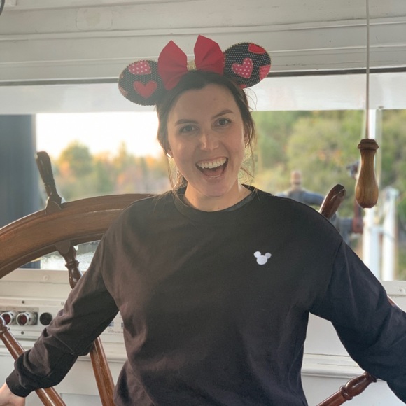 Meet your Posher, Jennifer - Picture 2 of 3